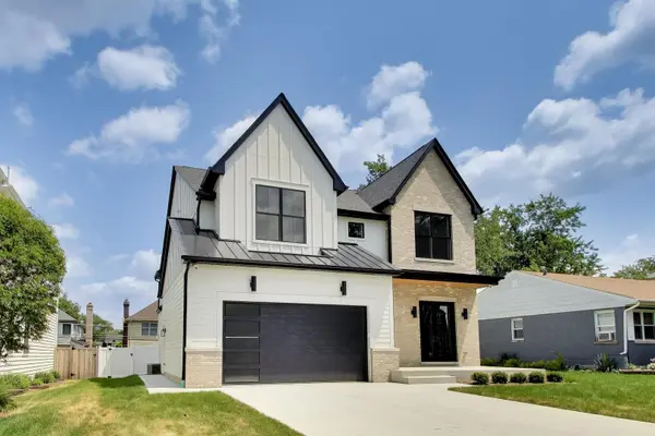787 S Cambridge AVE, Elmhurst, IL 60126