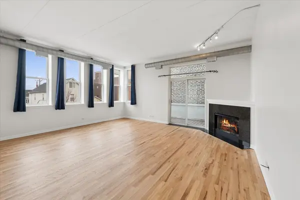 2356 N ELSTON AVE #206, Chicago, IL 60614