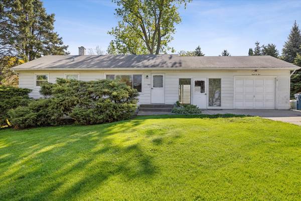 4005 Morton AVE, Downers Grove, IL 60515