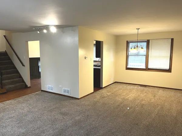 18430 Aberdeen ST, Homewood, IL 60430