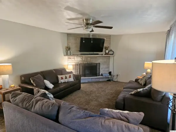 803 Maas RD, Quincy, IL 62305