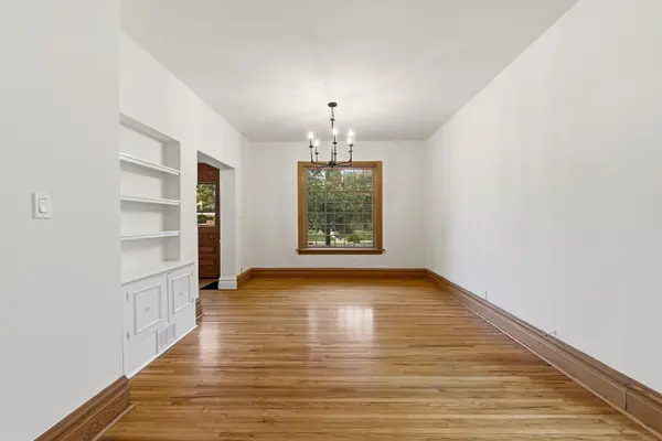 9748 S Vanderpoel AVE, Chicago, IL 60643