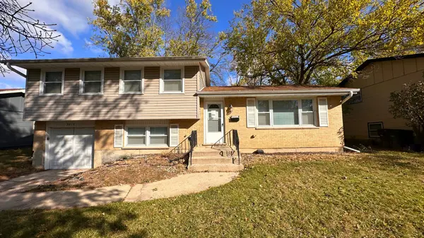 3214 Birchwood DR, Hazel Crest, IL 60429