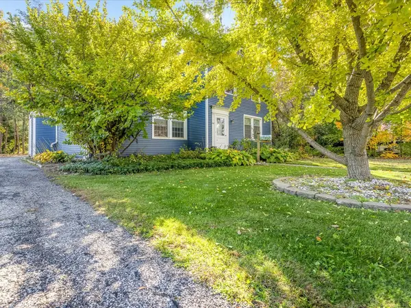 615 Dean ST, Woodstock, IL 60098