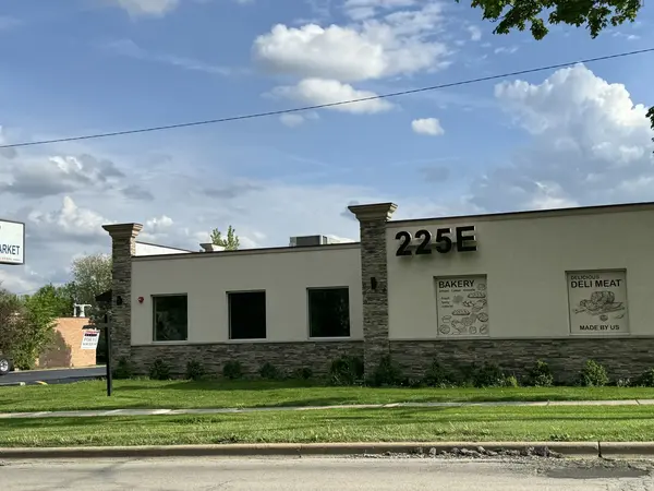 225 E Irving Park RD, Roselle, IL 60172
