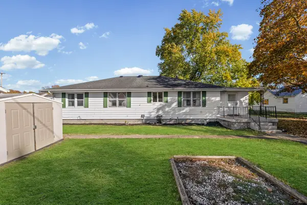 419 N MAIN ST, Farmer City, IL 61842