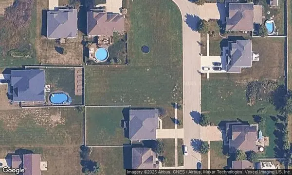 206 Hickory ST, Peotone, IL 60468