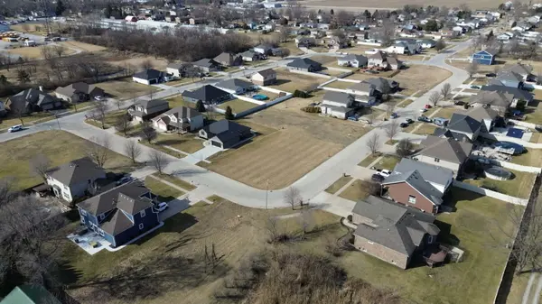 206 Hickory ST, Peotone, IL 60468
