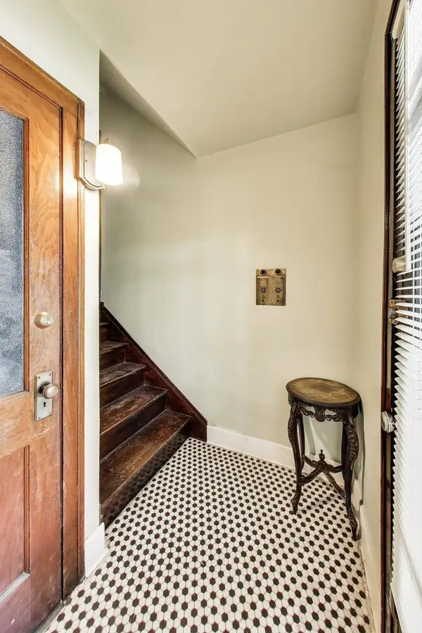 3559 S Seeley AVE, Chicago, IL 60609