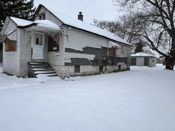 438 155th PL, Calumet City, IL 60409