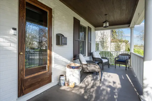 Address not disclosed, Lake Forest, IL 60045