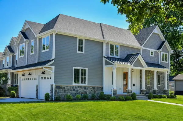 208 W 14th AVE, Naperville, IL 60563
