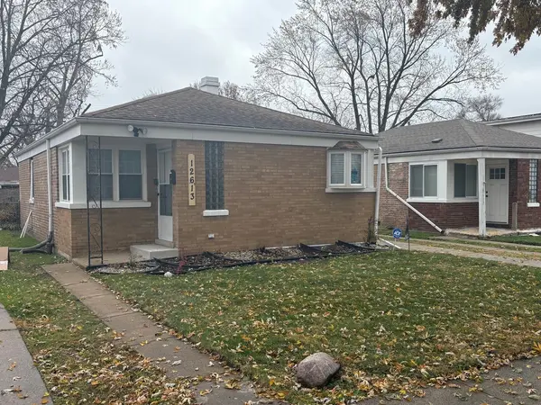 12613 S Bishop ST, Calumet Park, IL 60827