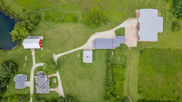 1340 E 2700 North RD, Ashkum, IL 60911