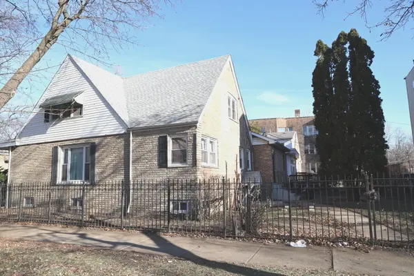 937 E 84th PL, Chicago, IL 60619