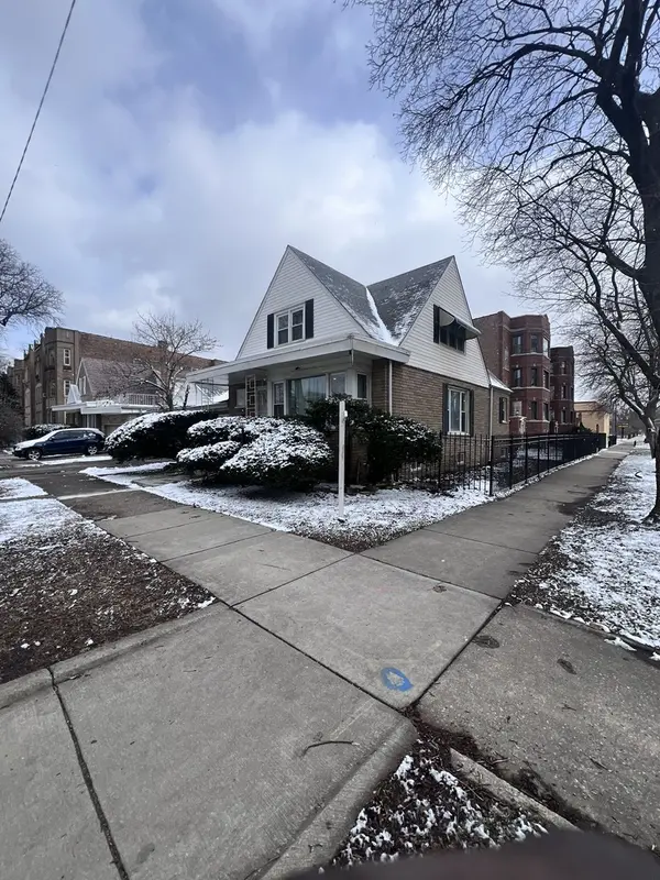 937 E 84th PL, Chicago, IL 60619