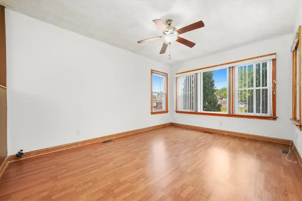 3545 W 62nd PL, Chicago, IL 60629