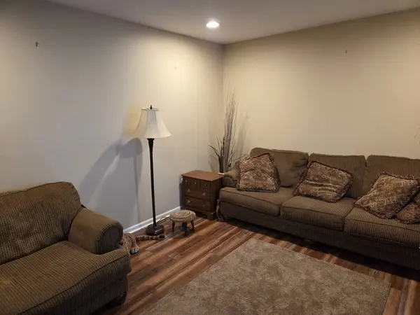 5 E Fernwood DR, Bolingbrook, IL 60440