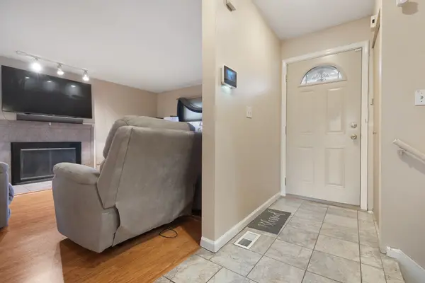 17481 Eastgate DR, Country Club Hills, IL 60478