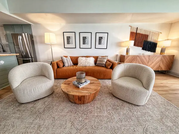 175 E Delaware PL #5808, Chicago, IL 60611