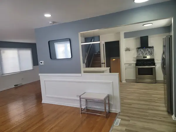 295 Saginaw AVE, Calumet City, IL 60409