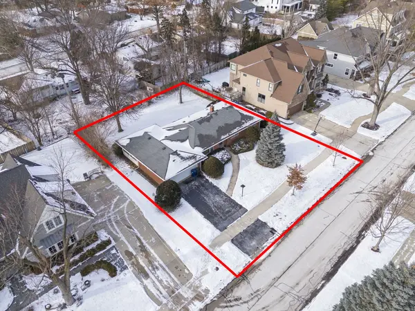 661 Willow RD, Naperville, IL 60540