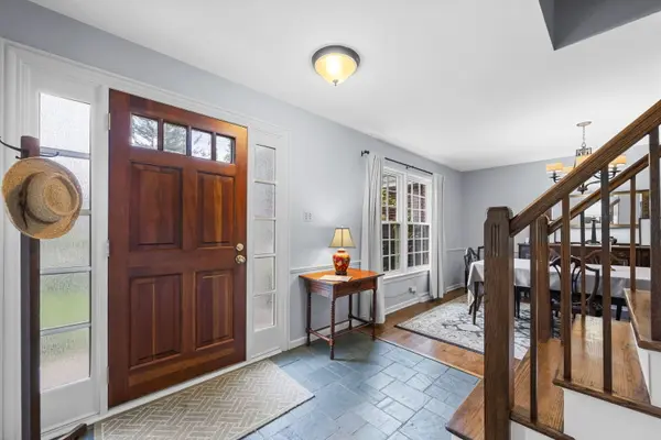 703 E Thomas ST, Arlington Heights, IL 60004