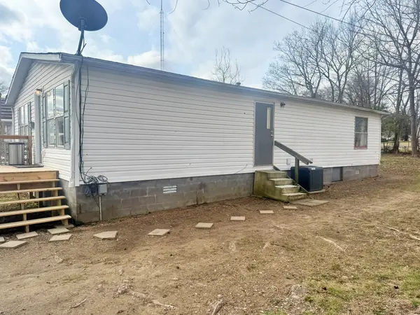 1213 Baynes ST, Metropolis, IL 62960