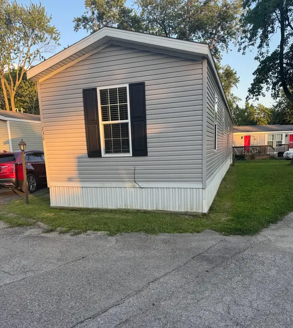 238 Dewey ST, Urbana, IL 61802