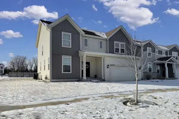 32075 Savannah DR, Lakemoor, IL 60051