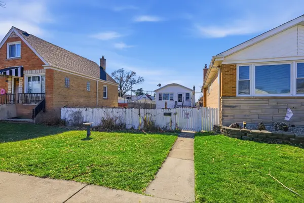 3524 N OZARK AVE, Chicago, IL 60634