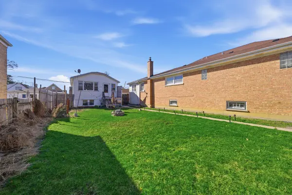 3524 N OZARK AVE, Chicago, IL 60634