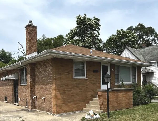 664 E 142nd ST, Dolton, IL 60419