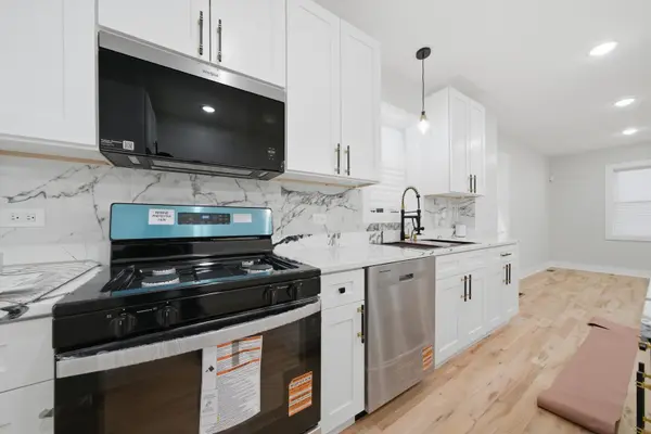 7146 S Constance AVE, Chicago, IL 60649