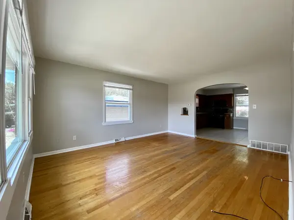 1238 E 166th ST, South Holland, IL 60473