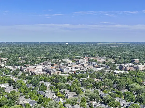 340 Spring AVE, Naperville, IL 60540