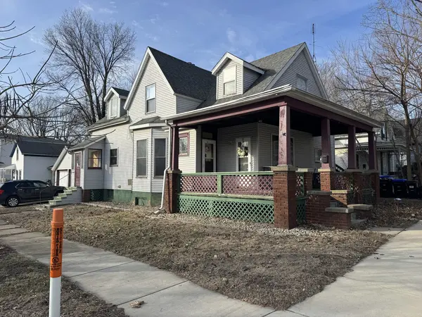 307 S Mclean ST, Bloomington, IL 61701
