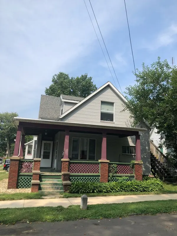 307 S Mclean ST, Bloomington, IL 61701