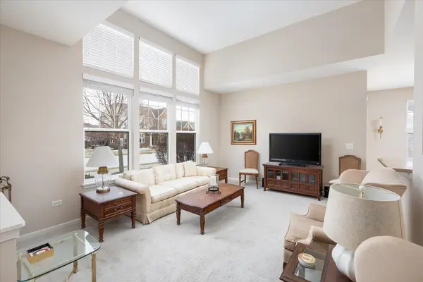 2665 Barrington CIR #2665, Naperville, IL 60564