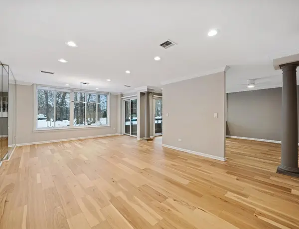 1401 Burr Oak RD #105B, Hinsdale, IL 60521