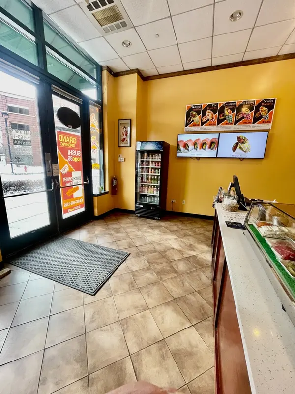220 N Smith ST, Palatine, IL 60067