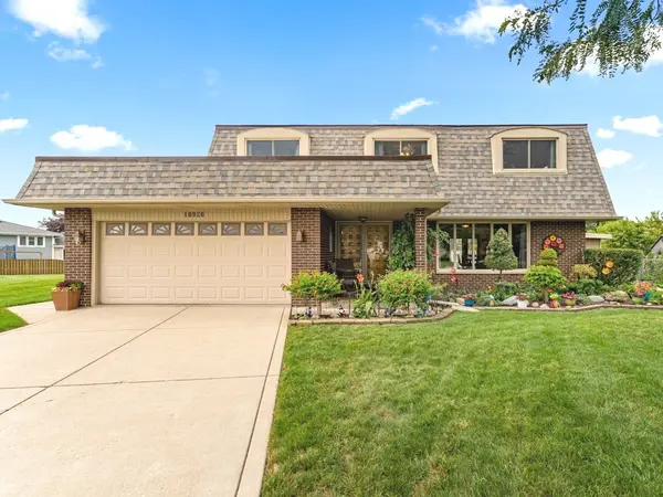 10926 Circle CT,  Palos Hills,  IL 60465