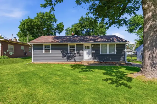2210 N Fairmount ST, Davenport, IA 52804