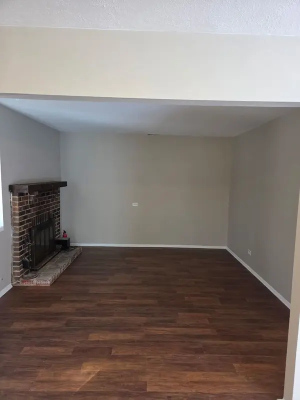 209 Mill Stream DR, Bolingbrook, IL 60440