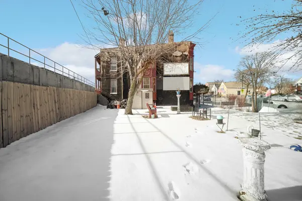 3515 W Cermak RD, Chicago, IL 60623