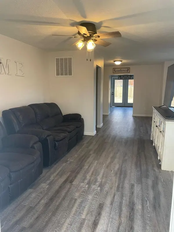 316 Nevada ST, Carterville, IL 62918
