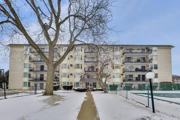 5510 Lincoln AVE #B205, Morton Grove, IL 60053