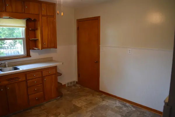211 N Monroe ST, Flanagan, IL 61740