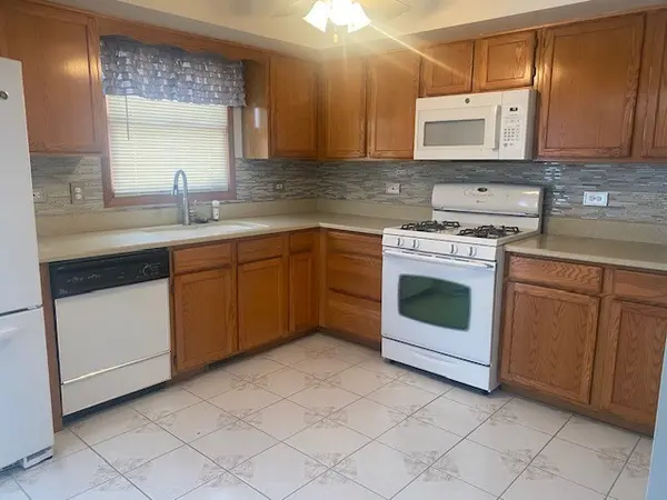 3433 Huntley TER, Crete, IL 60417