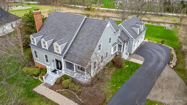 39691 Orchard Bluff LN, Wadsworth, IL 60083